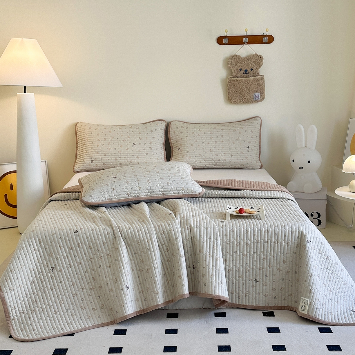 91家纺网 家纺一手货源 找家纺 凌云家纺 2026新款A类13372全棉床盖一面棉一面绒 奢香夫人