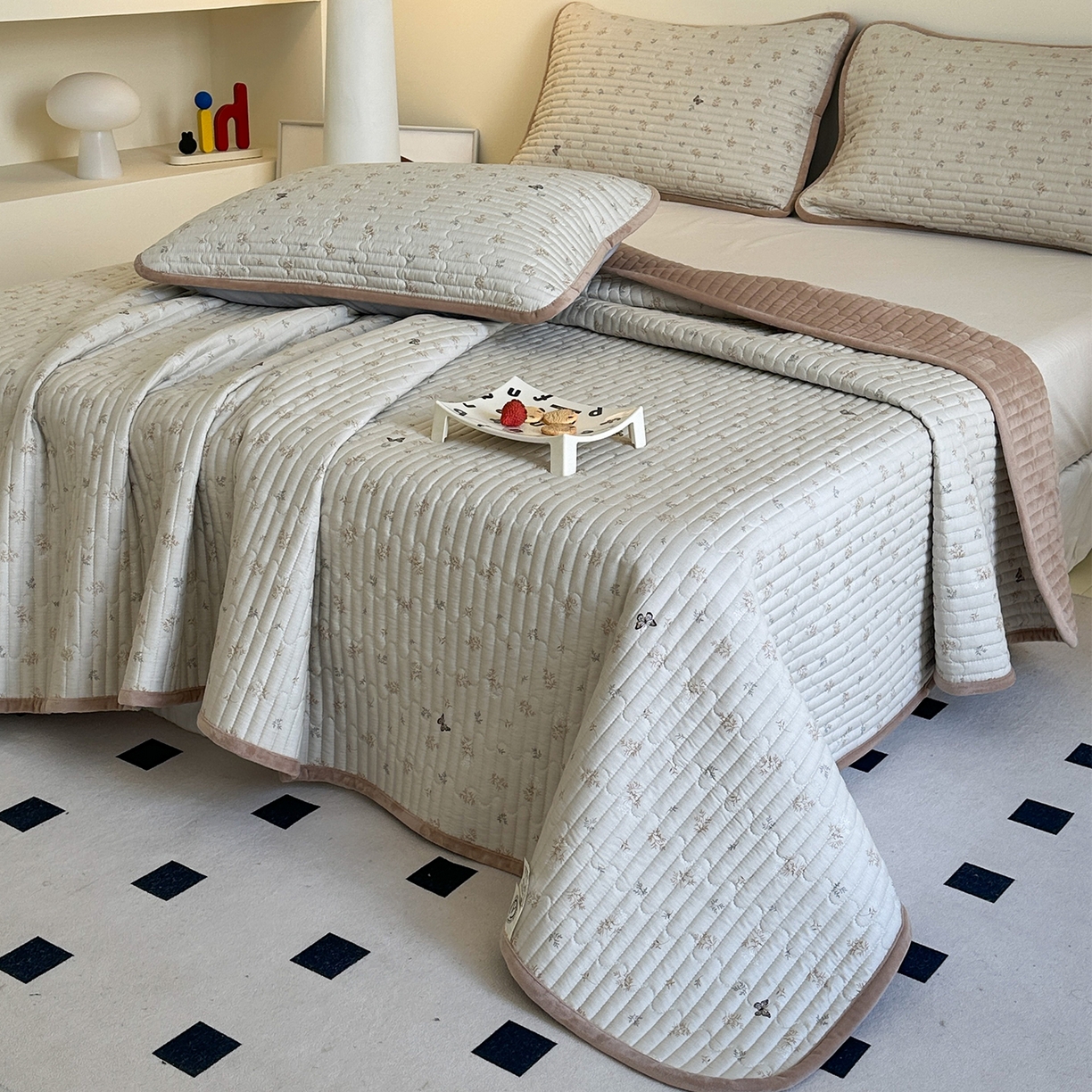 91家纺网 家纺一手货源 找家纺 凌云家纺 2026新款A类13372全棉床盖一面棉一面绒 奢香夫人