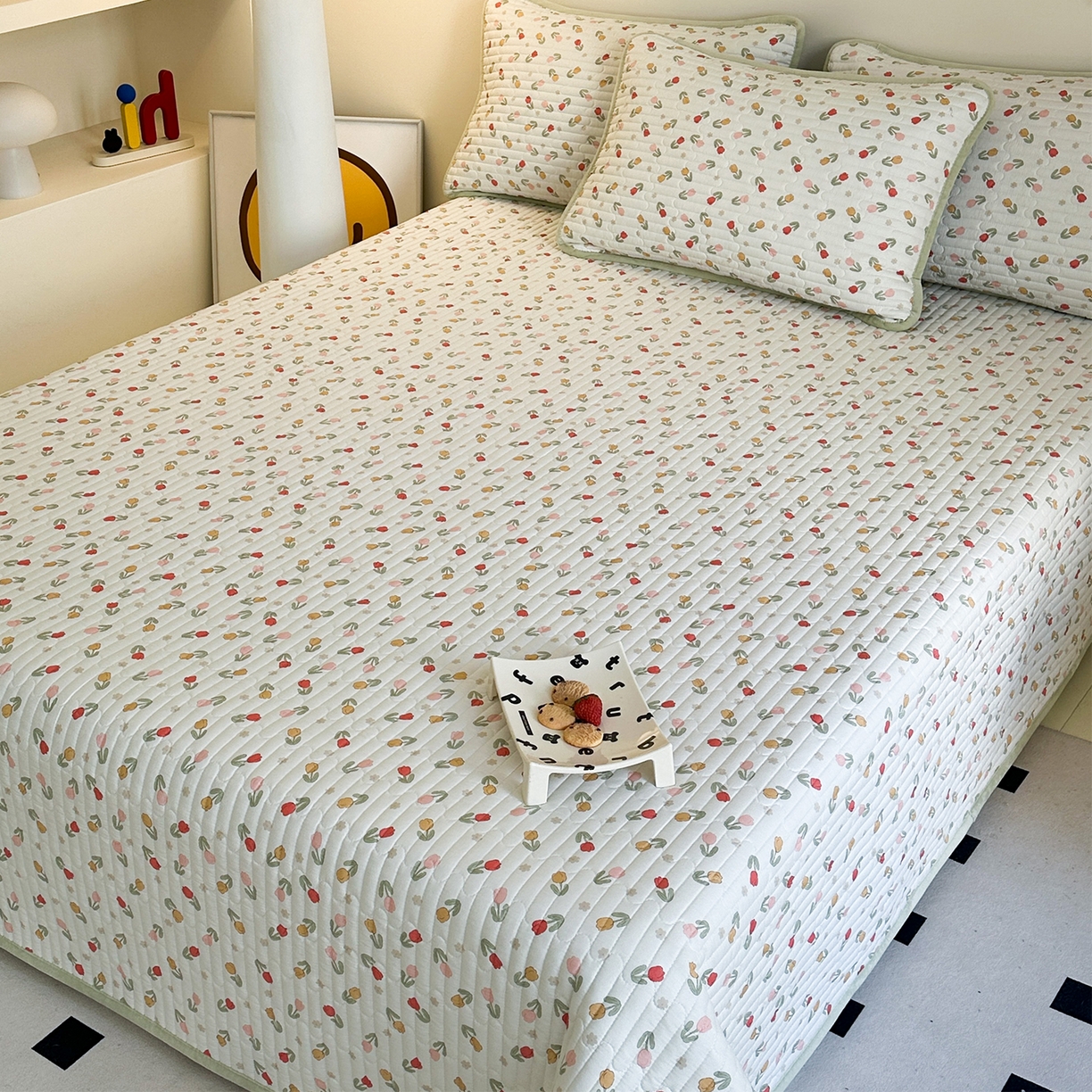 91家纺网 家纺一手货源 找家纺 凌云家纺 2026新款A类13372全棉床盖一面棉一面绒 郁金香