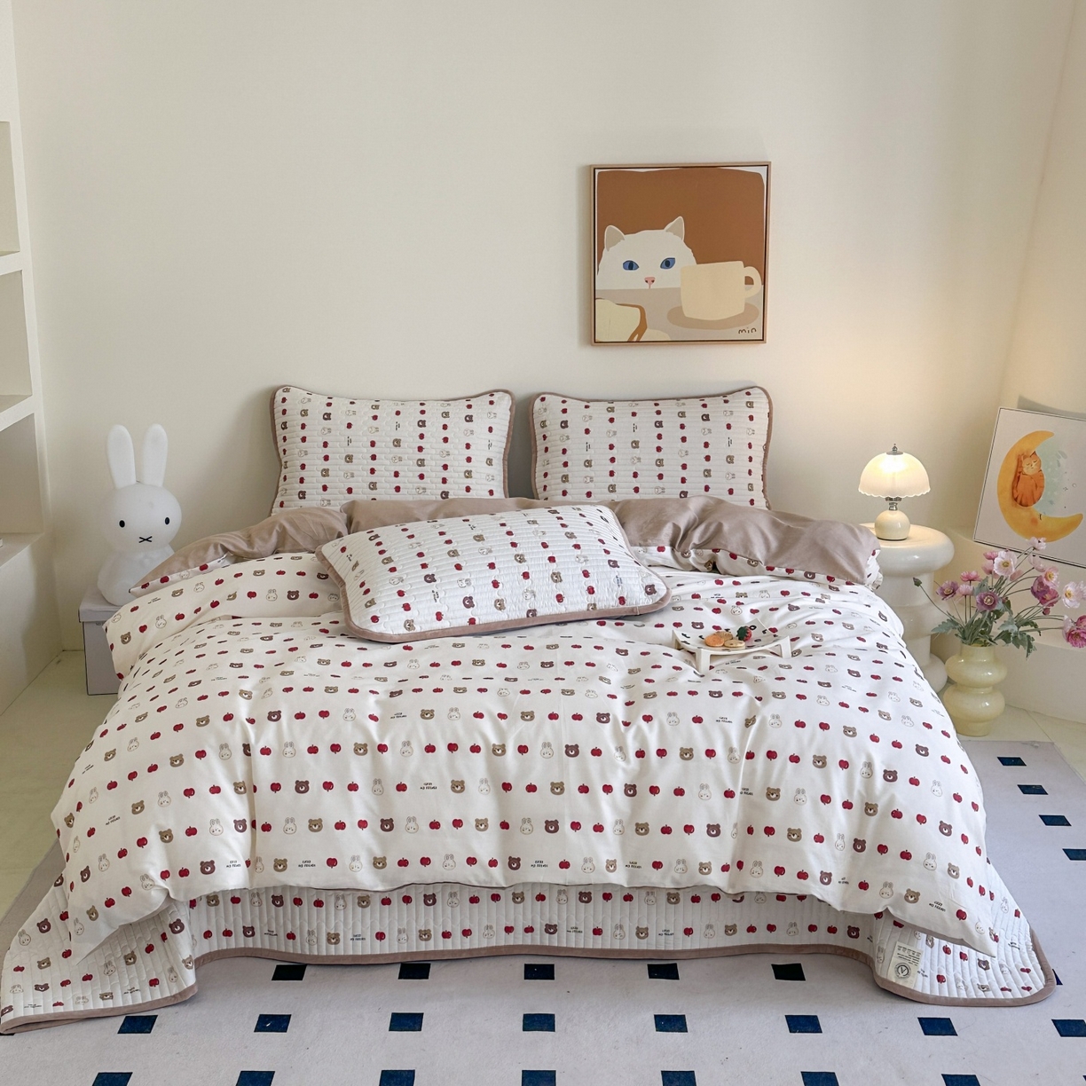 91家纺网 家纺一手货源 找家纺 凌云家纺 2026新款A类13372全棉床盖四件套 苹果乐园