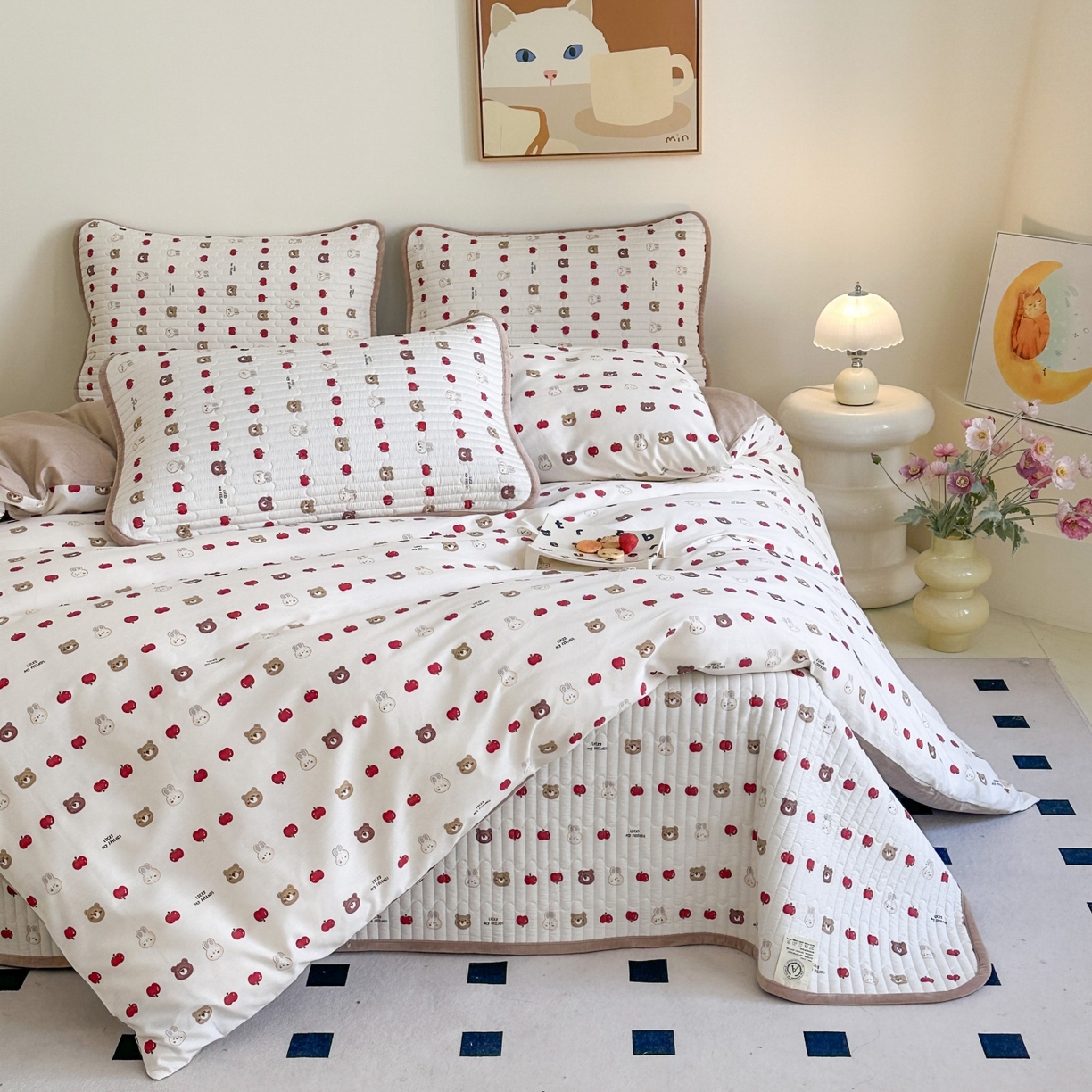 91家纺网 家纺一手货源 找家纺 凌云家纺 2026新款A类13372全棉床盖四件套 苹果乐园