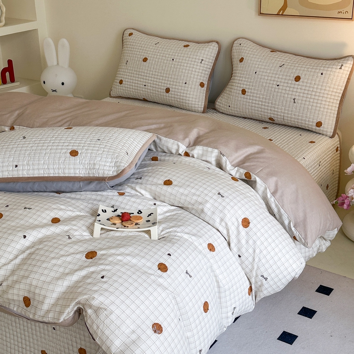 91家纺网 家纺一手货源 找家纺 凌云家纺 2026新款A类13372全棉床盖四件套 南瓜可可