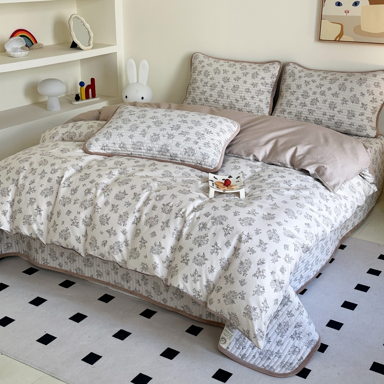 91家纺网 家纺一手货源 找家纺 凌云家纺 2026新款A类13372全棉床盖四件套 花韵