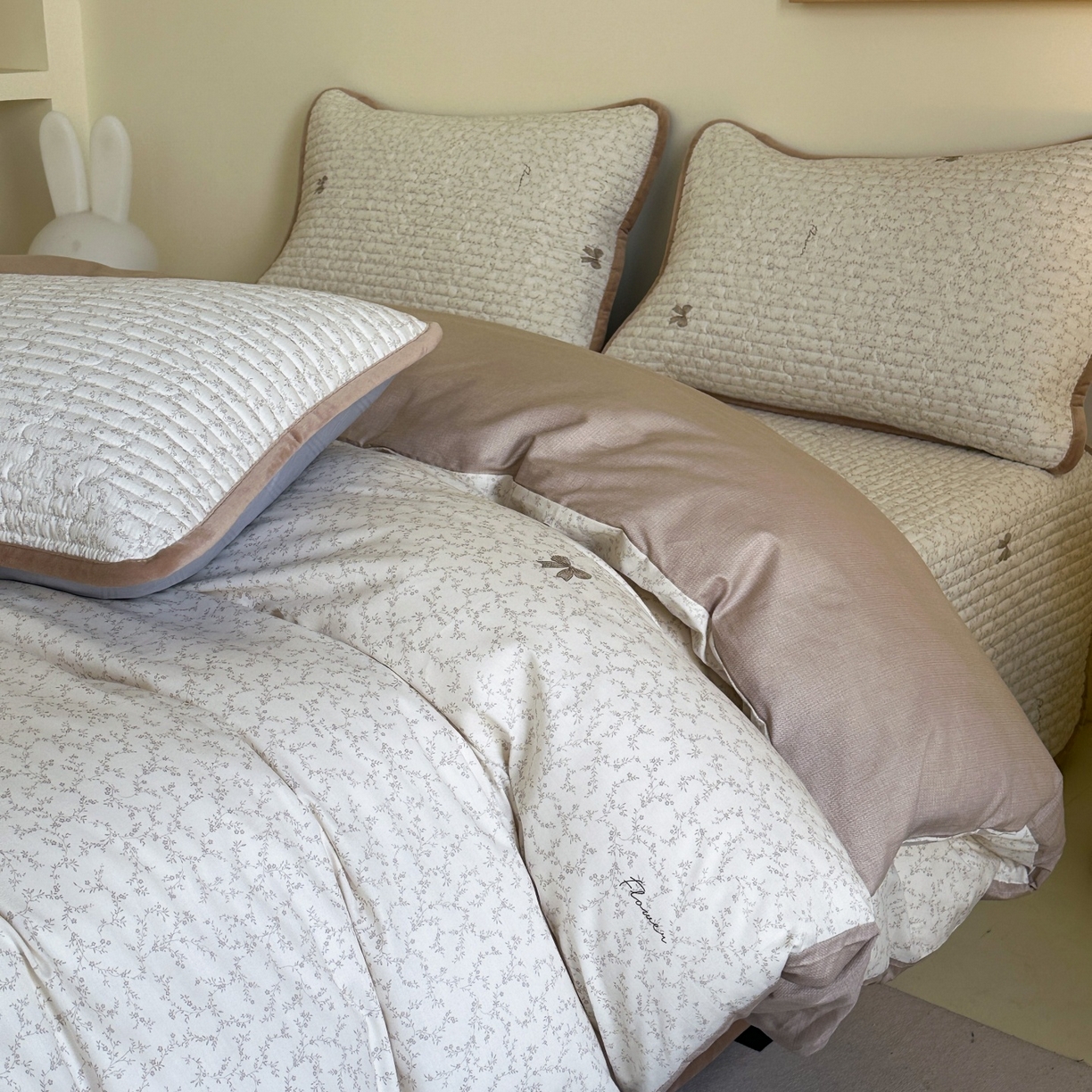 91家纺网 家纺一手货源 找家纺 凌云家纺 2026新款A类13372全棉床盖四件套 琉璃