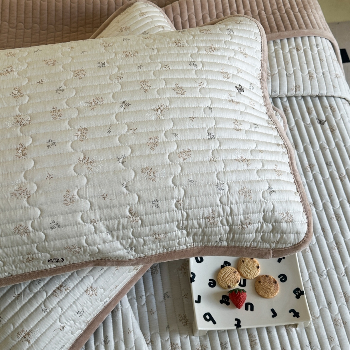 91家纺网 家纺一手货源 找家纺 凌云家纺 2026新款A类13372全棉床盖四件套 奢香夫人