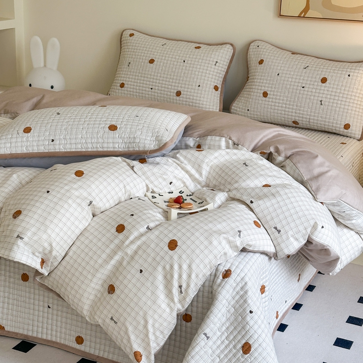 91家纺网 家纺一手货源 找家纺 凌云家纺 2026新款A类13372全棉床盖四件套 南瓜可可