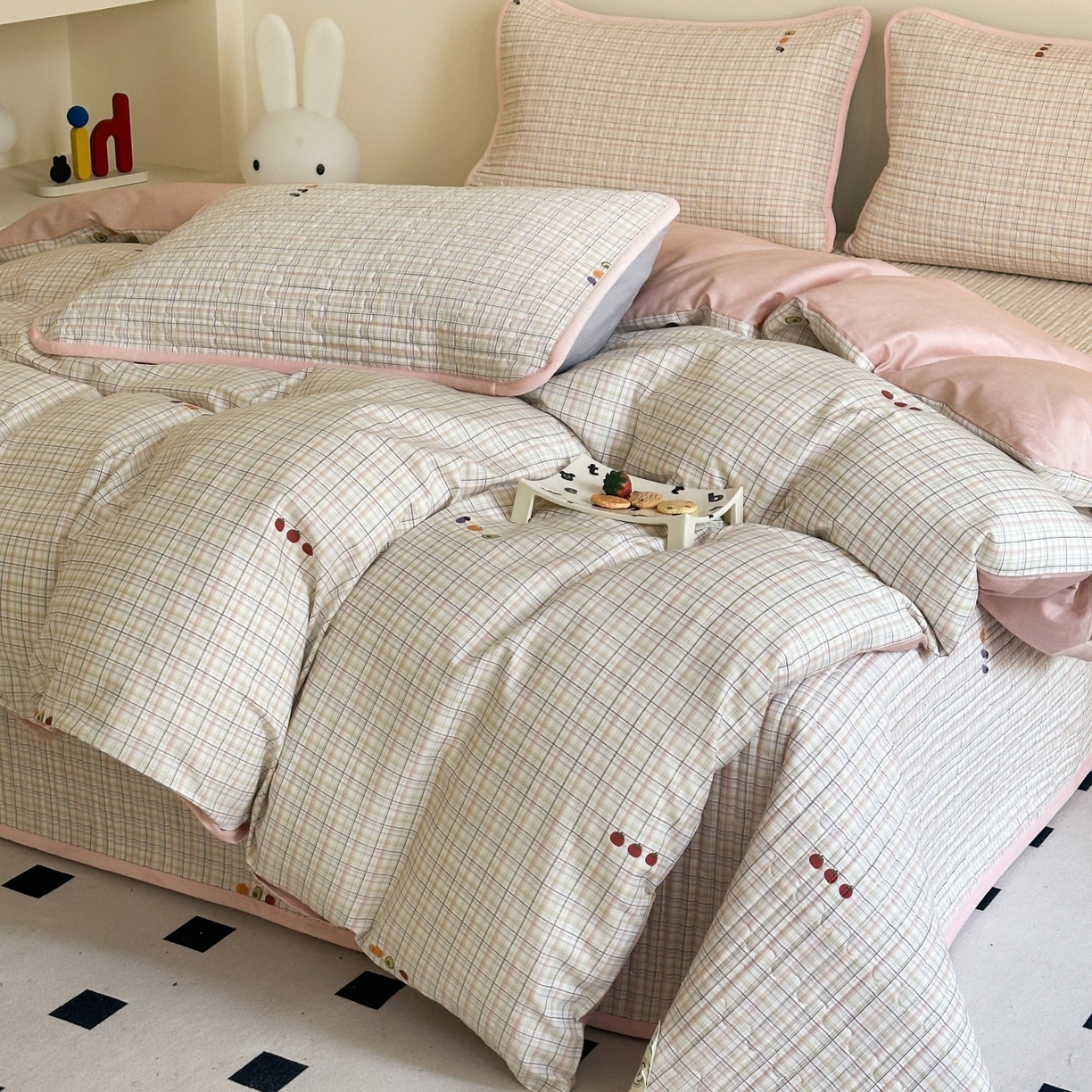 91家纺网 家纺一手货源 找家纺 凌云家纺 2026新款A类13372全棉床盖四件套 静若幽兰