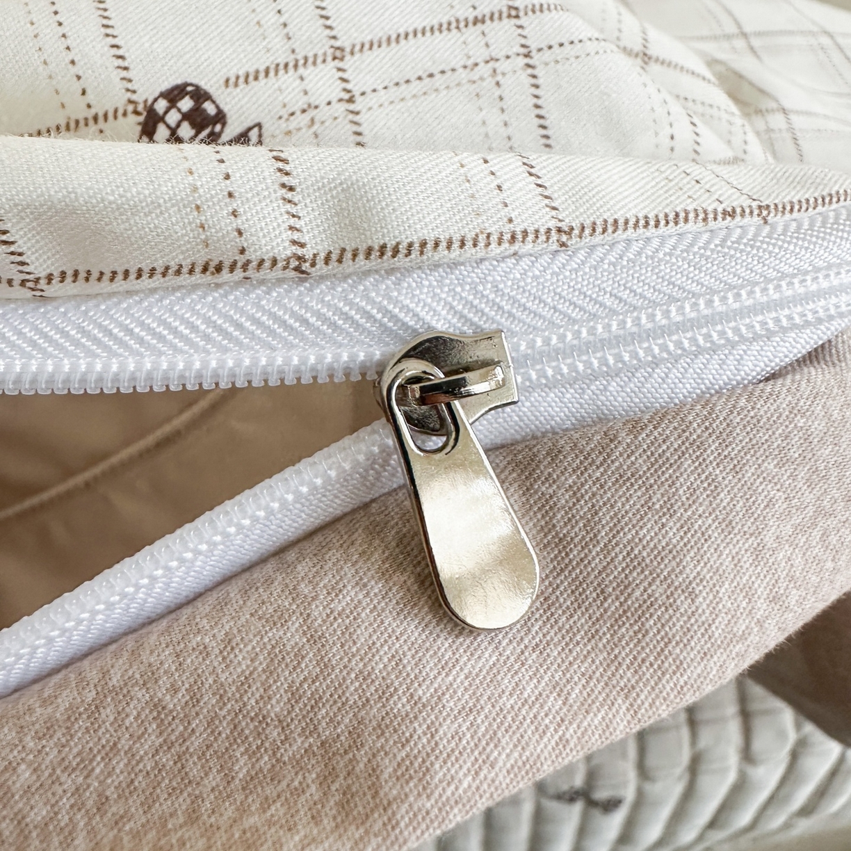 91家纺网 家纺一手货源 找家纺 凌云家纺 2026新款A类13372全棉床盖四件套 南瓜可可