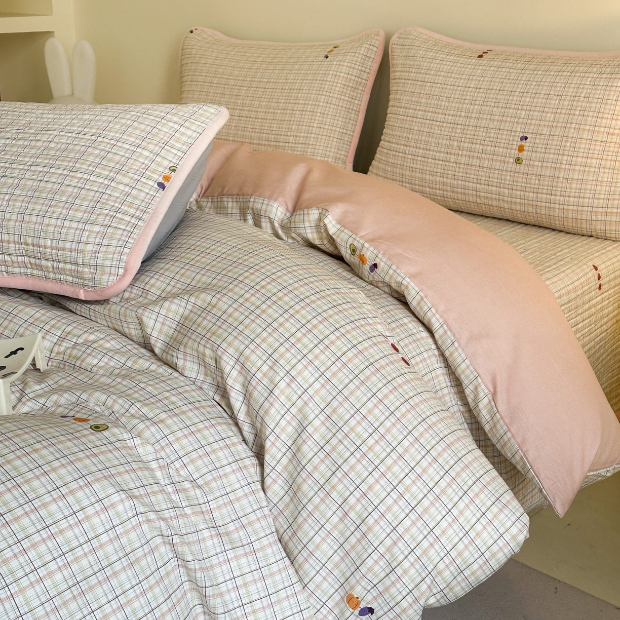 91家纺网 家纺一手货源 找家纺 凌云家纺 2026新款A类13372全棉床盖四件套 静若幽兰