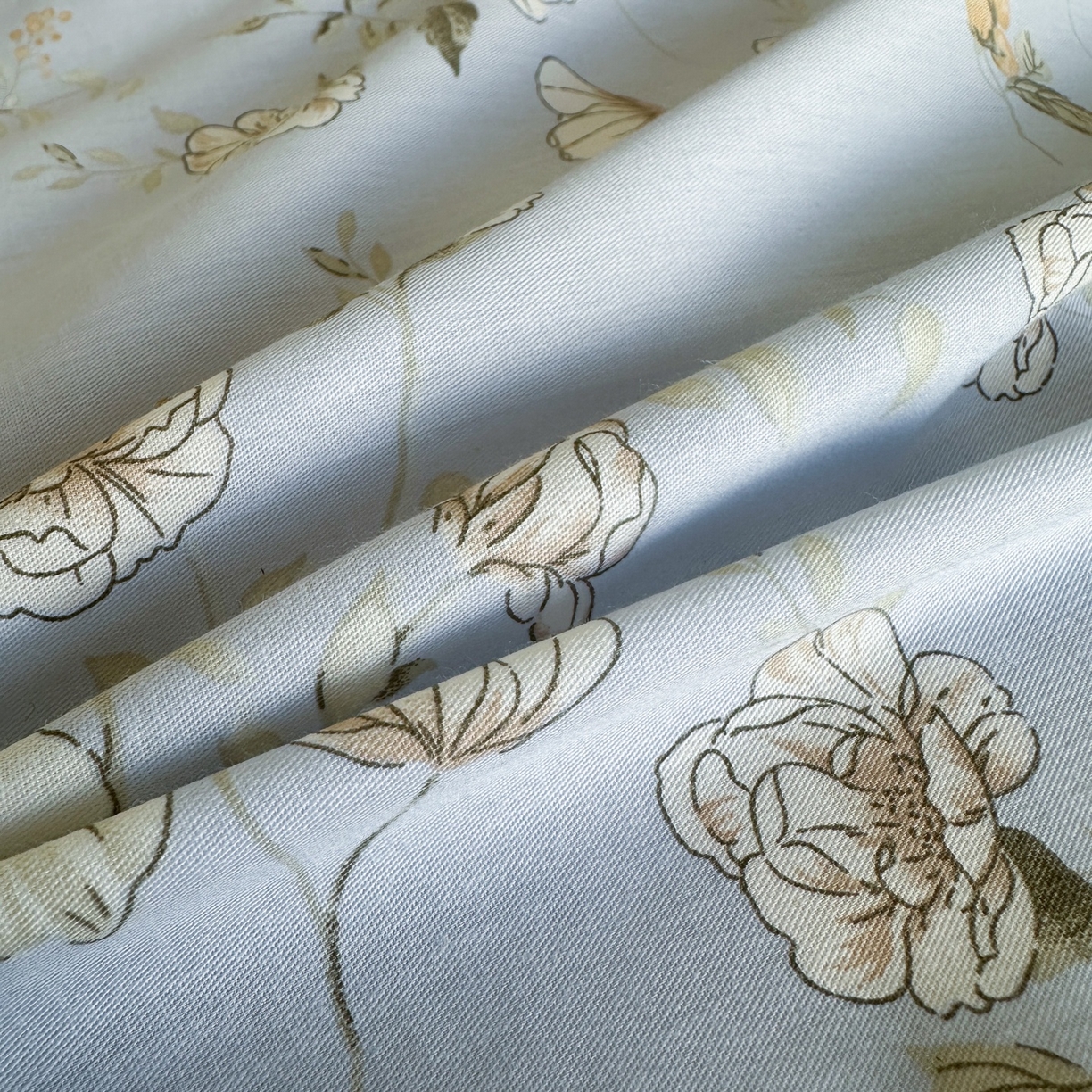 91家纺网 家纺一手货源 找家纺 凌云家纺 2026新款A类13372全棉床盖四件套 漫步云端