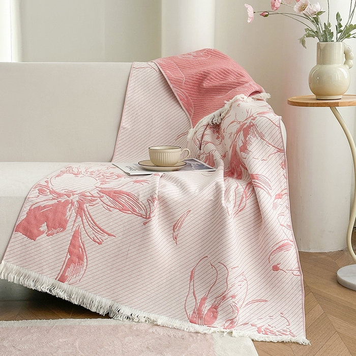 91家纺网 家纺一手货源 找家纺 凌云家纺 2026新款全棉纯棉双层有氧纱大提花流苏毯披肩毯毛毯毯子 花开十分-粉