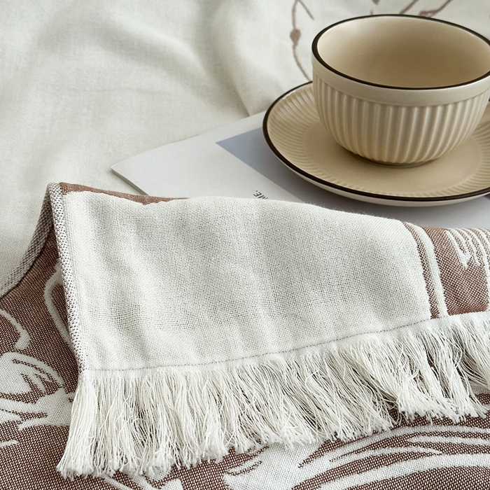 91家纺网 家纺一手货源 找家纺 凌云家纺 2026新款全棉纯棉双层有氧纱大提花流苏毯披肩毯毛毯毯子 花开十分-棕