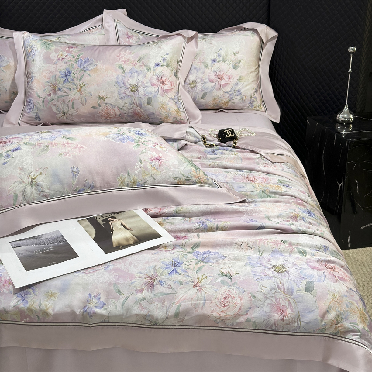 91家纺网 家纺一手货源 找家纺 朵希曼 2026新款60天丝镂空夏被四件套系列（控价：夏被线上券后不低于239 夏被四件套线上券后不低于369) 花嫣入梦