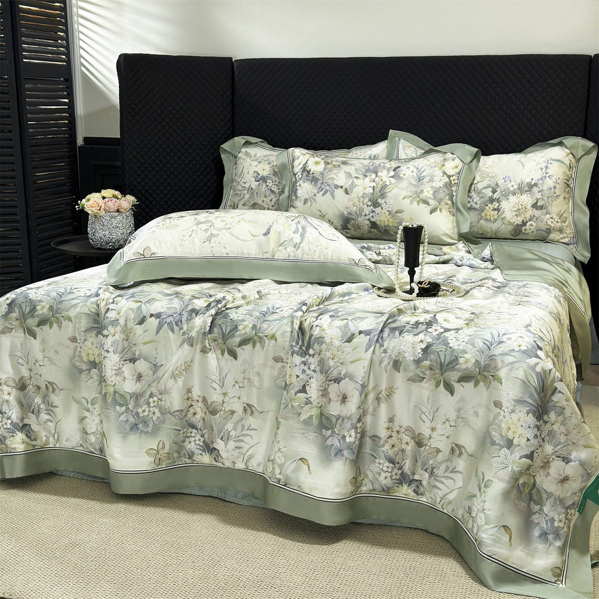 91家纺网 家纺一手货源 找家纺 朵希曼 2026新款60天丝镂空夏被四件套系列（控价：夏被线上券后不低于239 夏被四件套线上券后不低于369) 铃兰