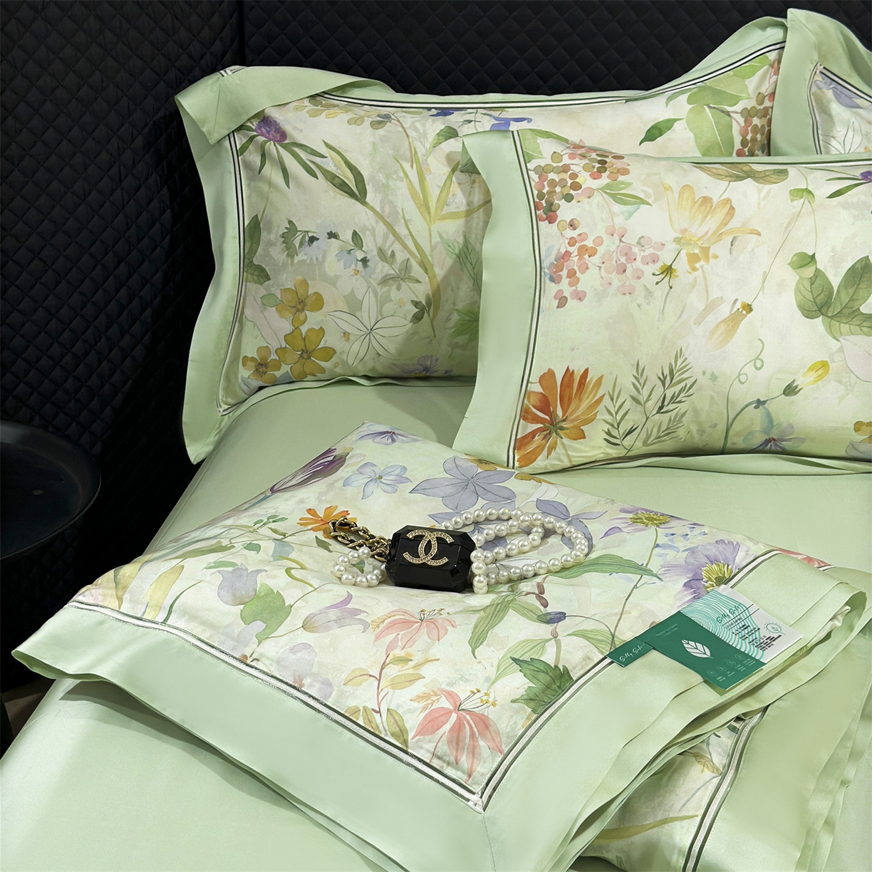 91家纺网 家纺一手货源 找家纺 朵希曼 2026新款60天丝镂空夏被四件套系列（控价：夏被线上券后不低于239 夏被四件套线上券后不低于369) 蔓缕