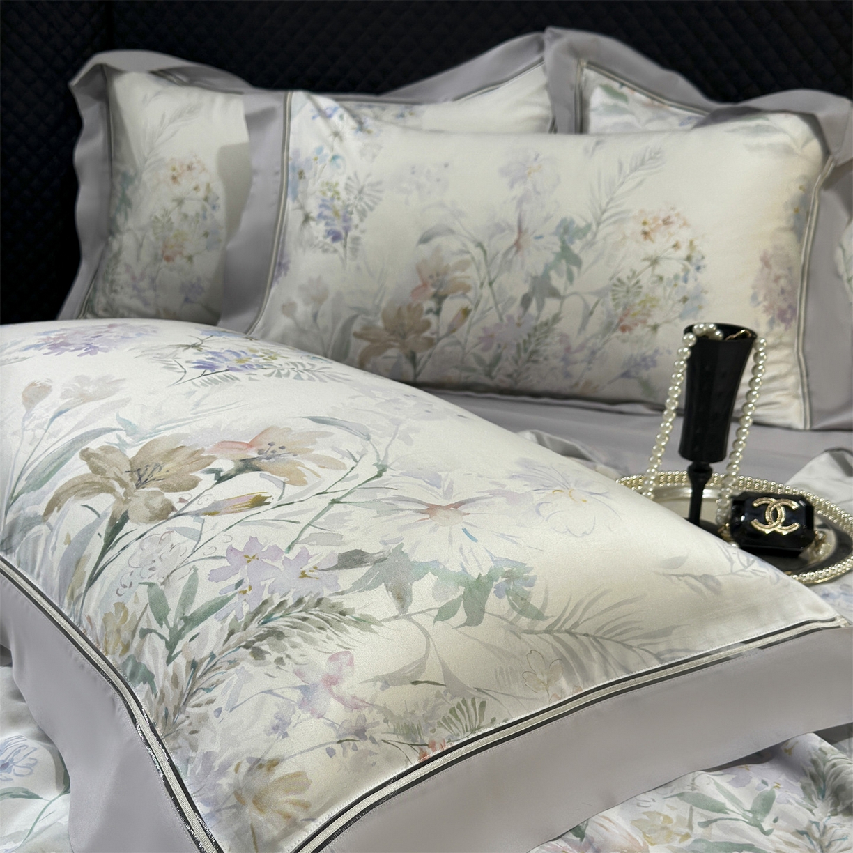 91家纺网 家纺一手货源 找家纺 朵希曼 2026新款60天丝镂空夏被四件套系列（控价：夏被线上券后不低于239 夏被四件套线上券后不低于369) 如夏