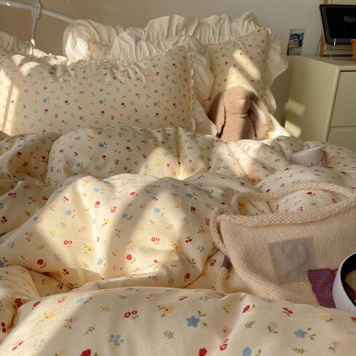 91家纺网 家纺一手货源 找家纺 （总）轻奢坊 2026新款皱皱纱韩系碎花法式花边四件套