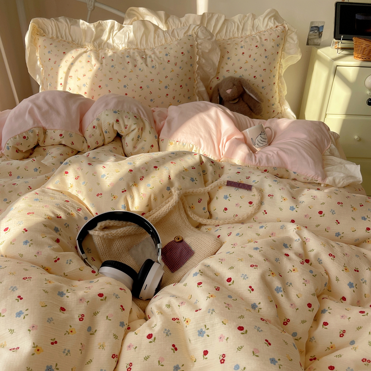 91家纺网 家纺一手货源 找家纺 （总）轻奢坊 2026新款皱皱纱韩系碎花法式花边四件套