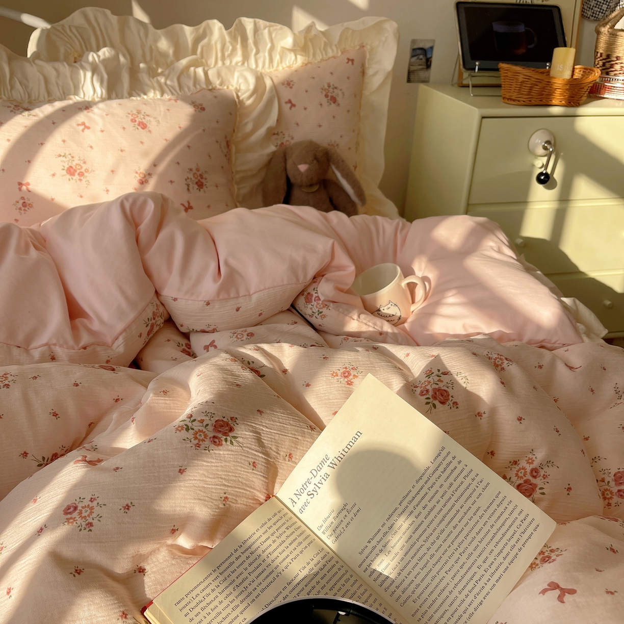 91家纺网 家纺一手货源 找家纺 轻奢坊 2026新款皱皱纱韩系碎花法式花边四件套 花漾粉风