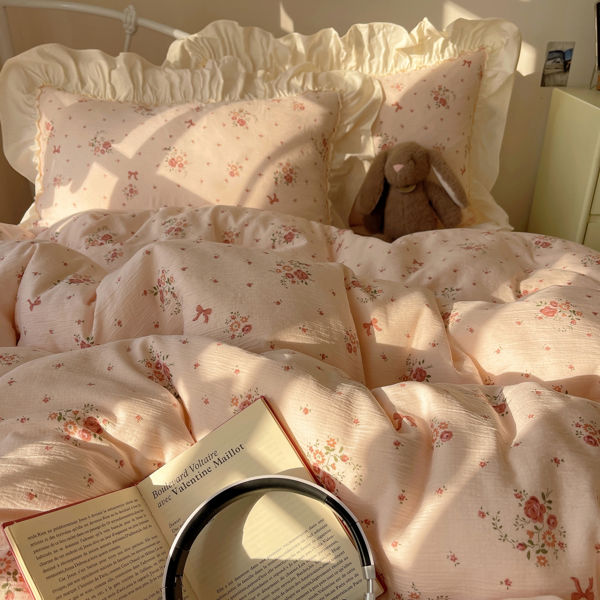 91家纺网 家纺一手货源 找家纺 轻奢坊 2026新款皱皱纱韩系碎花法式花边四件套 花漾粉风