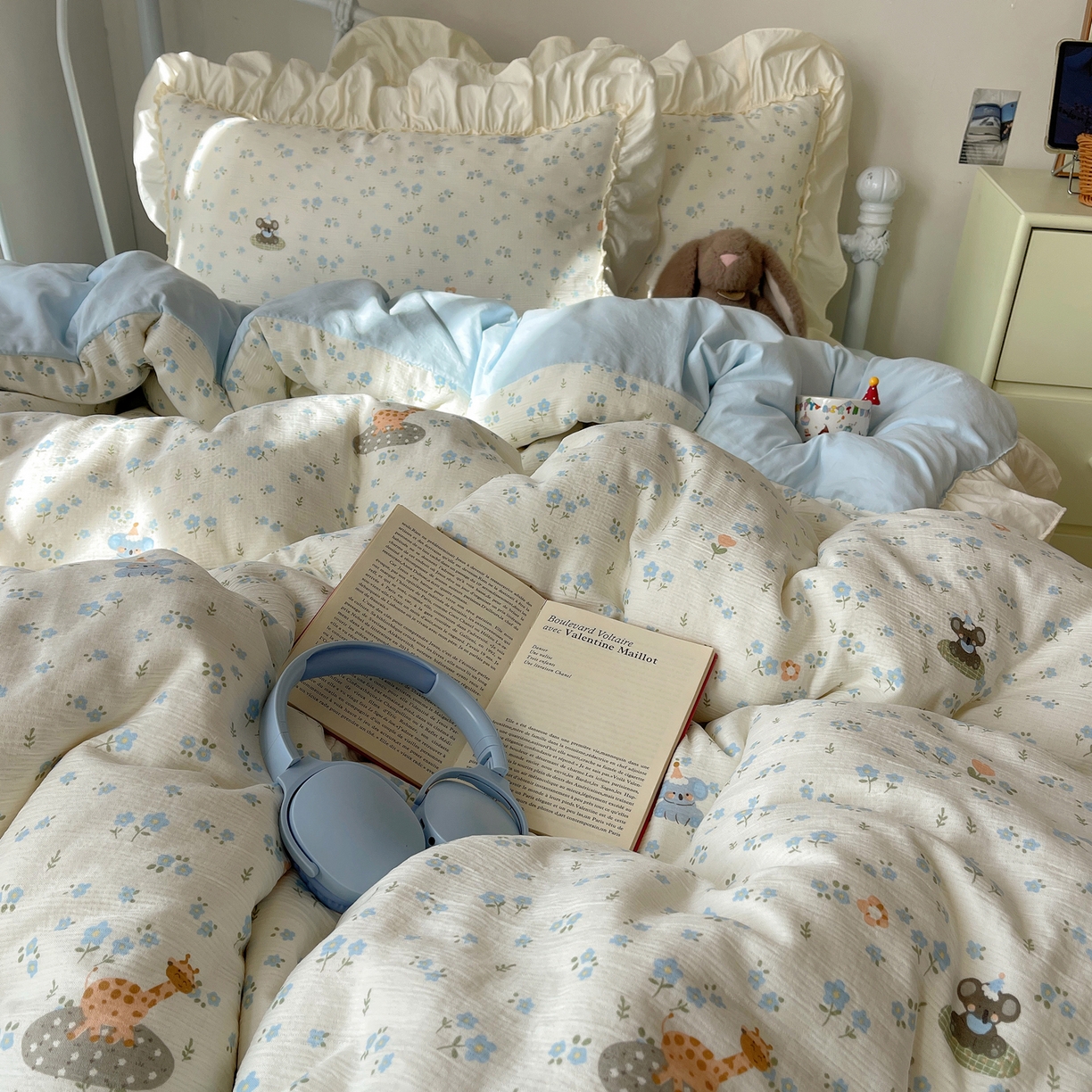 91家纺网 家纺一手货源 找家纺 轻奢坊 2026新款皱皱纱韩系碎花法式花边四件套 花漾星球