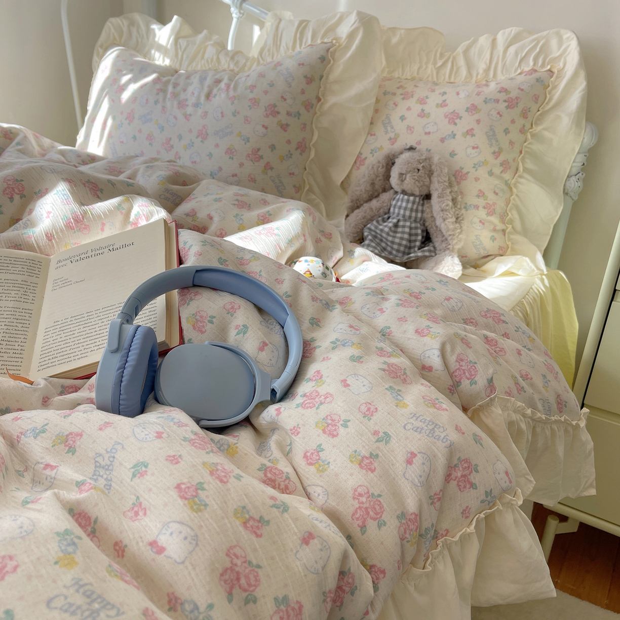 91家纺网 家纺一手货源 找家纺 轻奢坊 2026新款皱皱纱韩系碎花法式花边四件套 花漾粉猫