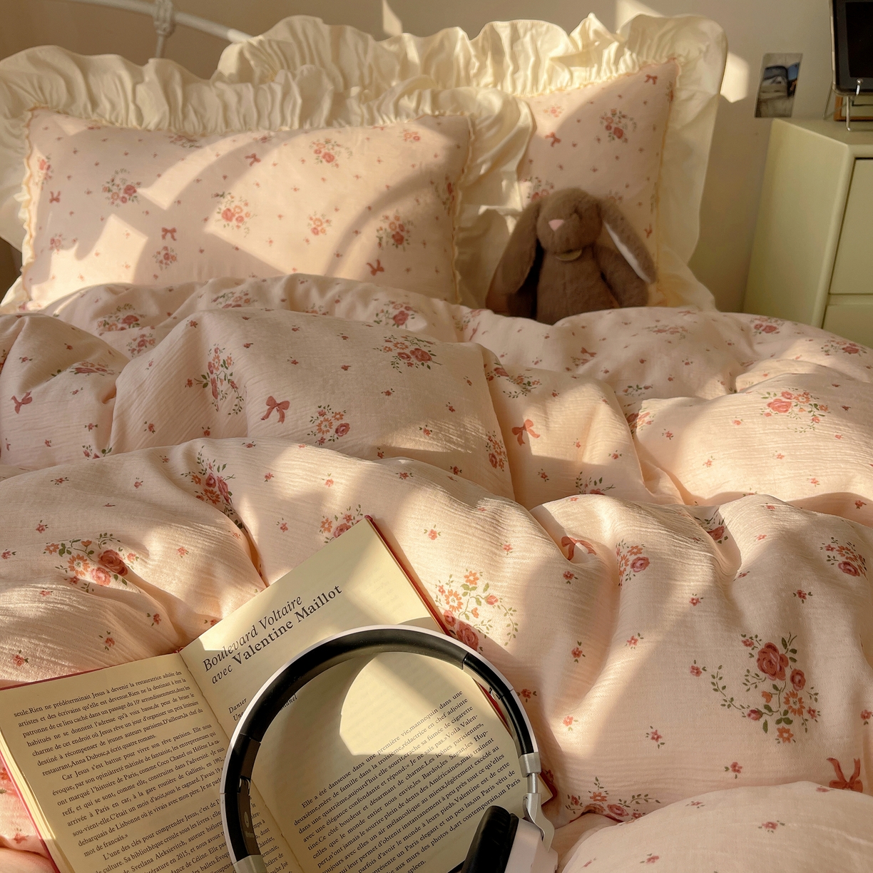 91家纺网 家纺一手货源 找家纺 轻奢坊 2026新款皱皱纱韩系碎花法式花边四件套 花漾粉风