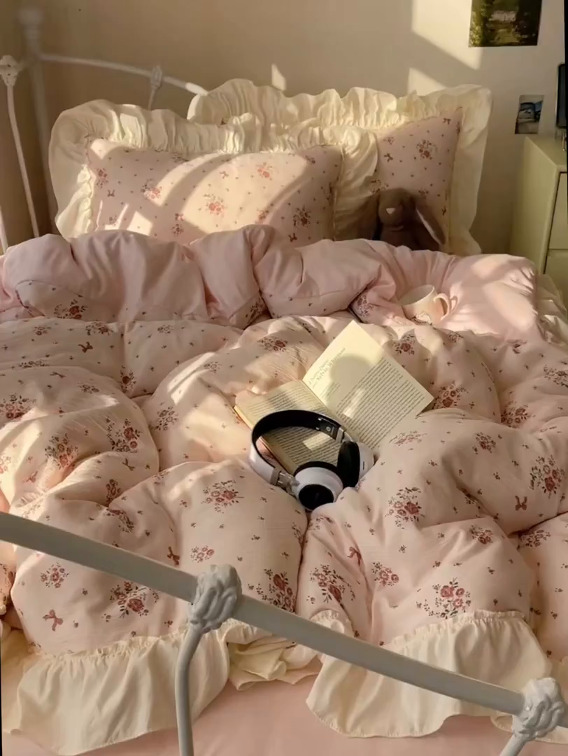 91家纺网 家纺一手货源 找家纺 轻奢坊 2026新款皱皱纱韩系碎花法式花边四件套 花漾粉风