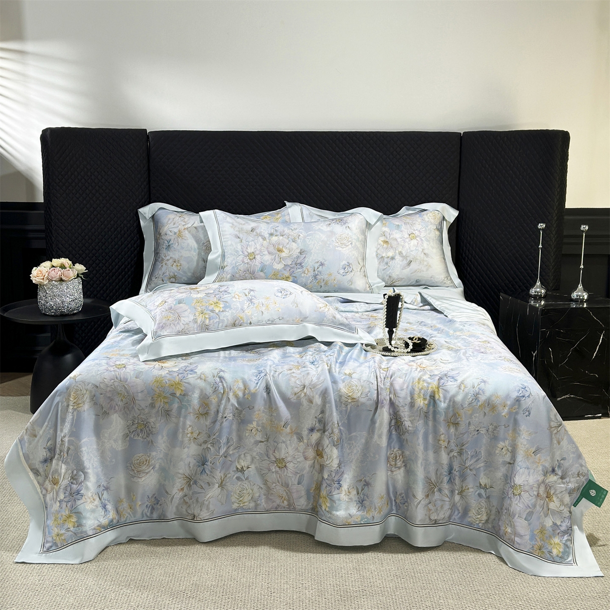 91家纺网 家纺一手货源 找家纺 朵希曼 2026新款60天丝镂空夏被四件套系列（控价：夏被线上券后不低于239 夏被四件套线上券后不低于369) 汀兰