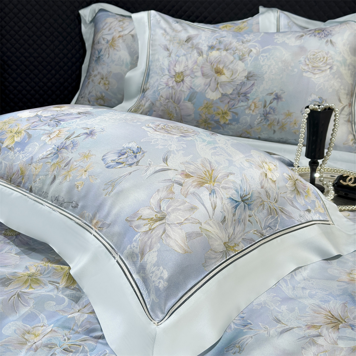 91家纺网 家纺一手货源 找家纺 朵希曼 2026新款60天丝镂空夏被四件套系列（控价：夏被线上券后不低于239 夏被四件套线上券后不低于369) 汀兰