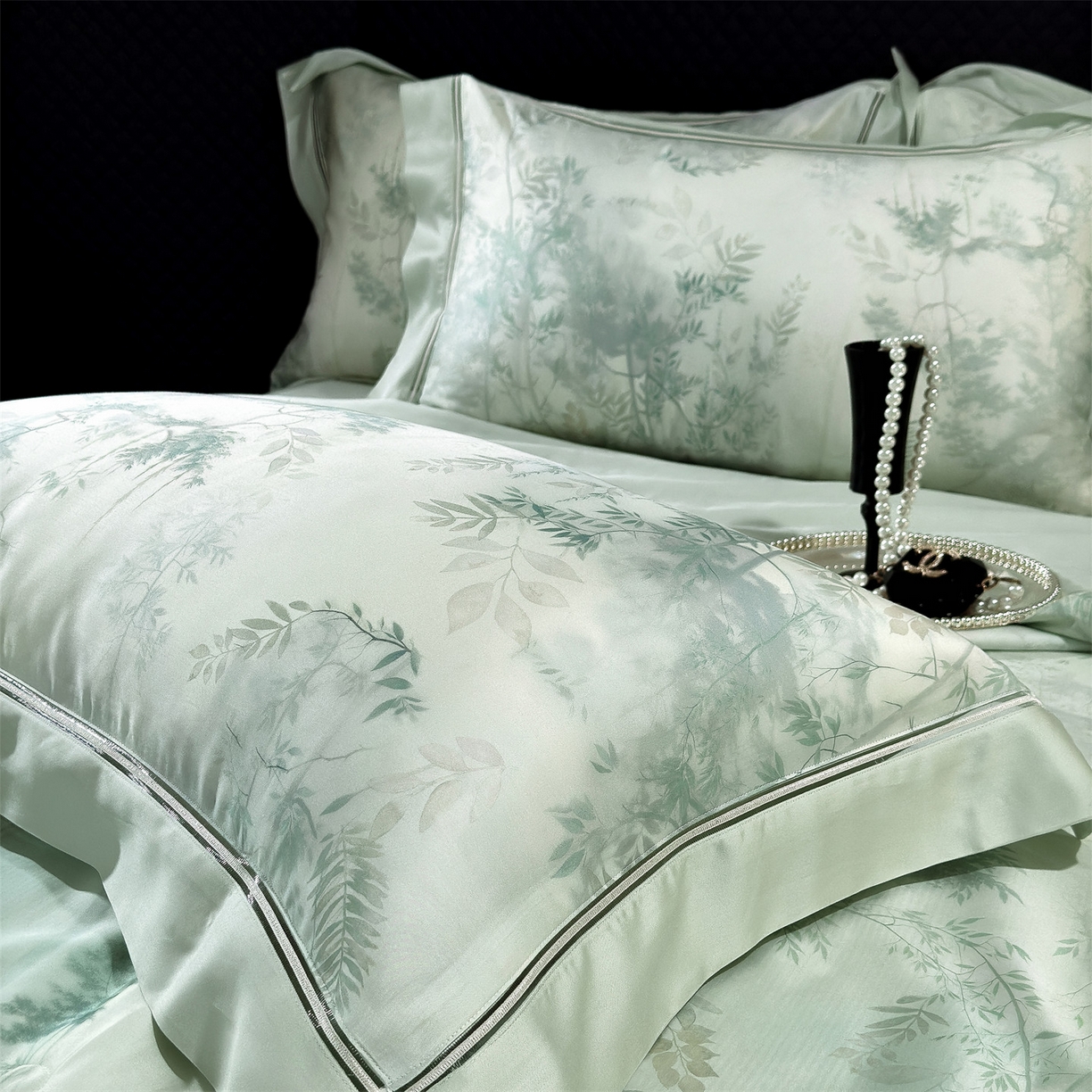 91家纺网 家纺一手货源 找家纺 朵希曼 2026新款60天丝镂空夏被四件套系列（控价：夏被线上券后不低于239 夏被四件套线上券后不低于369) 望舒竹海