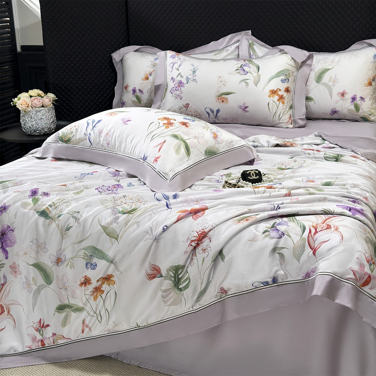 91家纺网 家纺一手货源 找家纺 朵希曼 2026新款60天丝镂空夏被四件套系列（控价：夏被线上券后不低于239 夏被四件套线上券后不低于369) 雨润芳菲