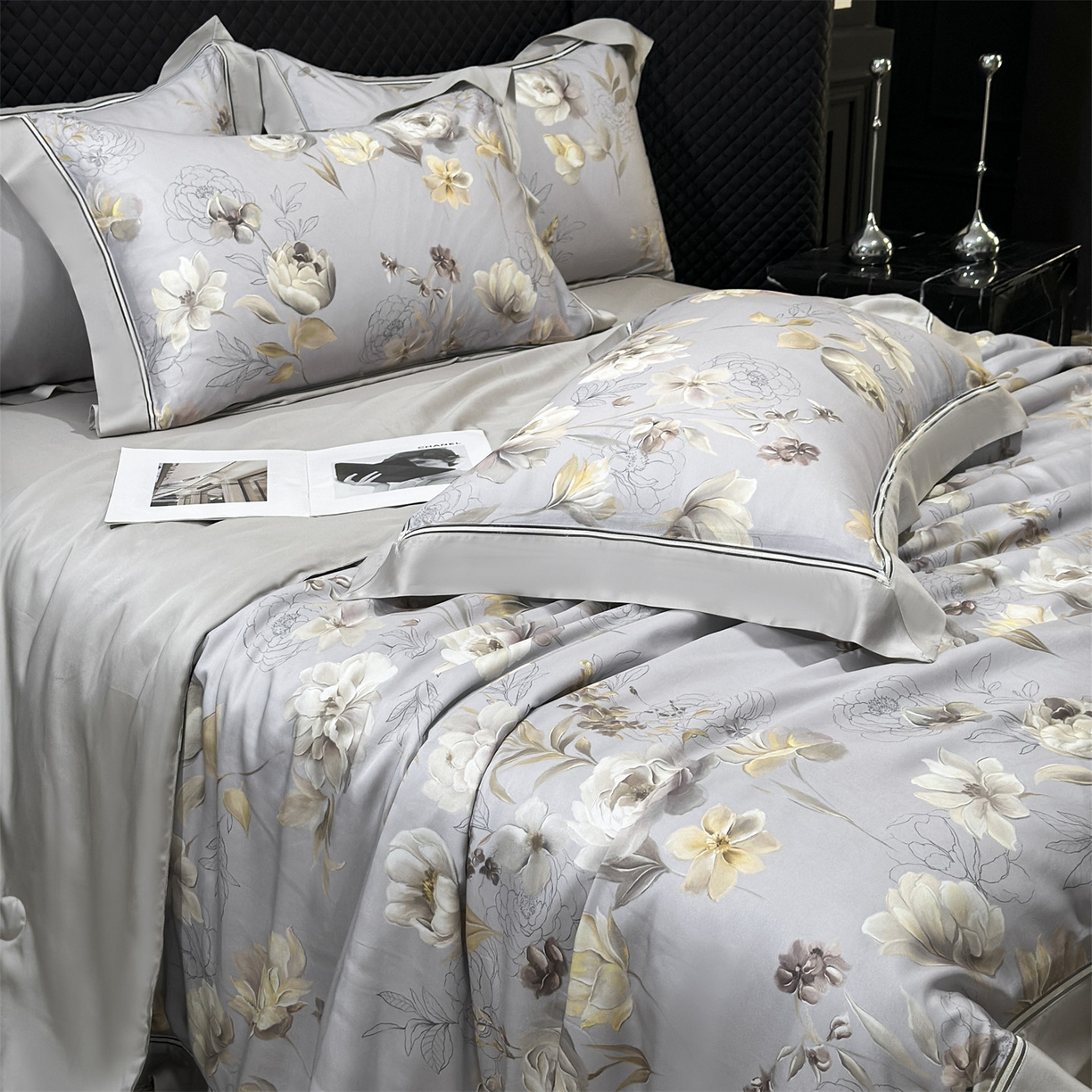 91家纺网 家纺一手货源 找家纺 朵希曼 2026新款60天丝镂空夏被四件套系列（控价：夏被线上券后不低于239 夏被四件套线上券后不低于369) 芷兰