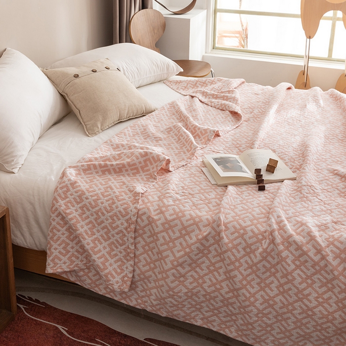 91家纺网 家纺一手货源 找家纺 朴尔家纺-毛巾被 2026春夏新款塞尚风格全棉纯棉水洗棉三层纱布毛巾被夏凉被空调被-经典款常年备货 格林-粉