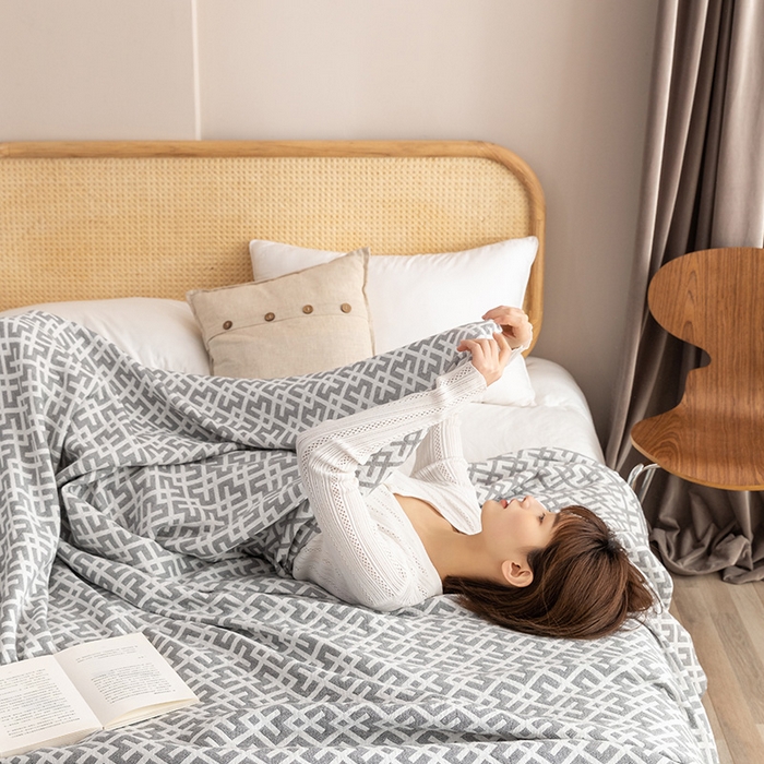 91家纺网 家纺一手货源 找家纺 朴尔家纺-毛巾被 2026春夏新款塞尚风格全棉纯棉水洗棉三层纱布毛巾被夏凉被空调被-经典款常年备货 格林-灰