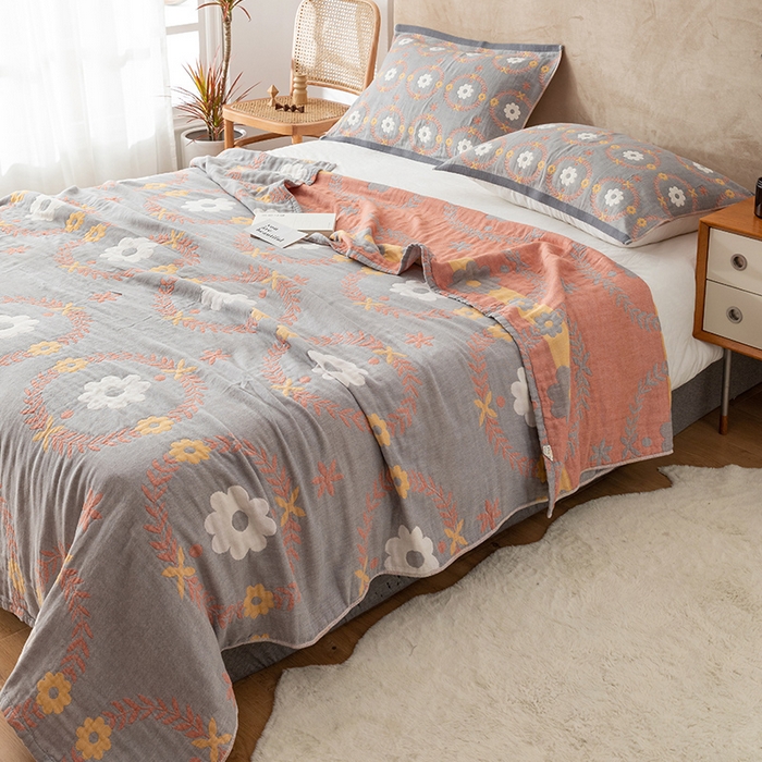 91家纺网 家纺一手货源 找家纺 朴尔家纺-毛巾被 2026春夏新款四层韩版碎花风全棉纯棉纱布毛巾被夏被夏凉被空调被-经典款常年备货 花环-灰