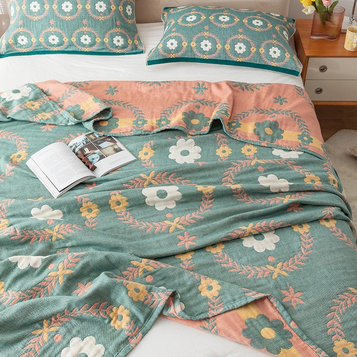 91家纺网 家纺一手货源 找家纺 朴尔家纺-毛巾被 2026春夏新款四层韩版碎花风全棉纯棉纱布毛巾被夏被夏凉被空调被-经典款常年备货 花环-绿