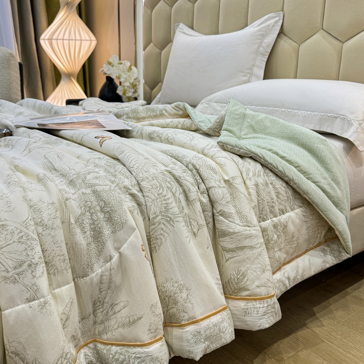 91家纺网 家纺一手货源 找家纺 心悦家纺 2026新款柔丝绵印花夏凉被空调被夏被系列 浅影绿
