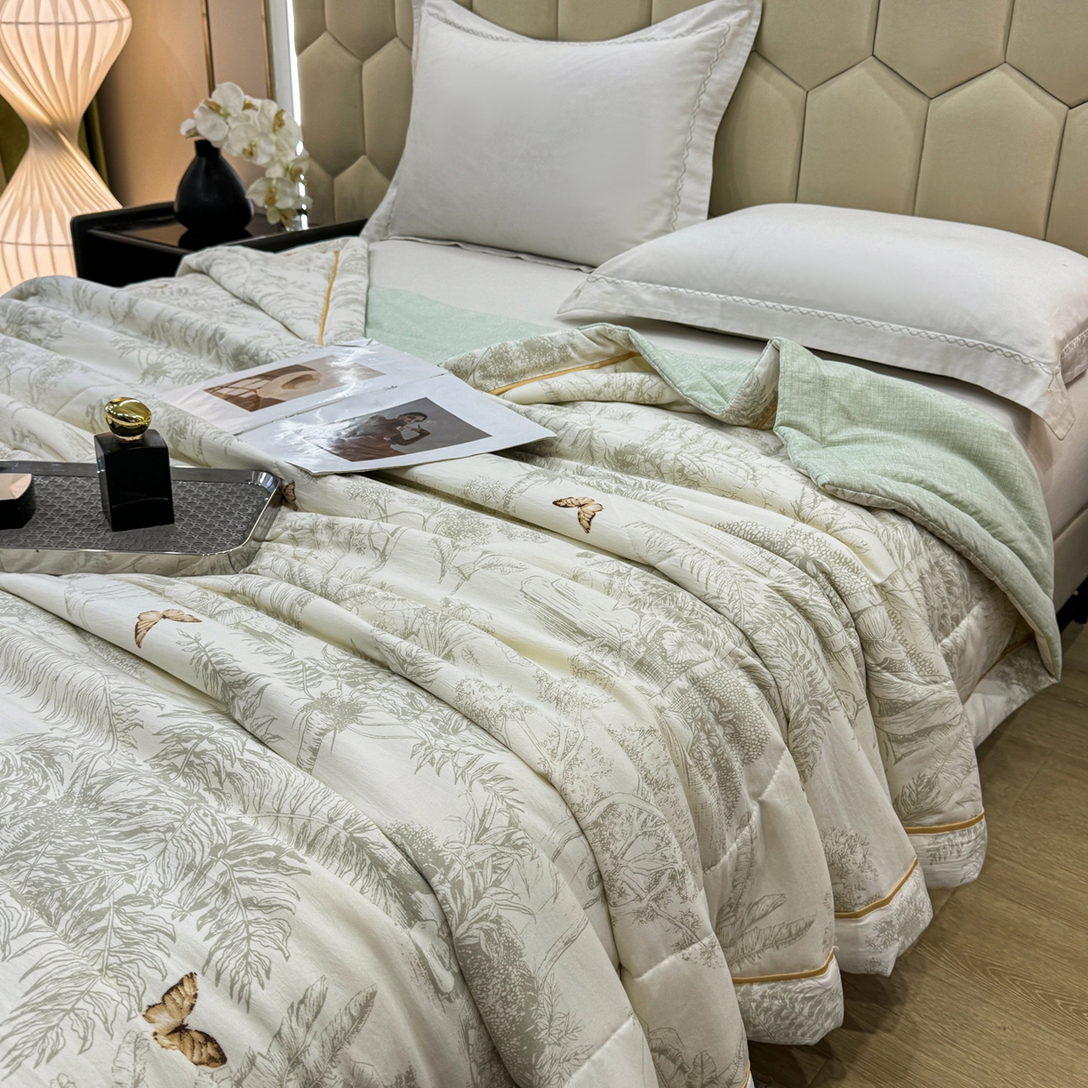 91家纺网 家纺一手货源 找家纺 心悦家纺 2026新款柔丝绵印花夏凉被空调被夏被系列 浅影绿