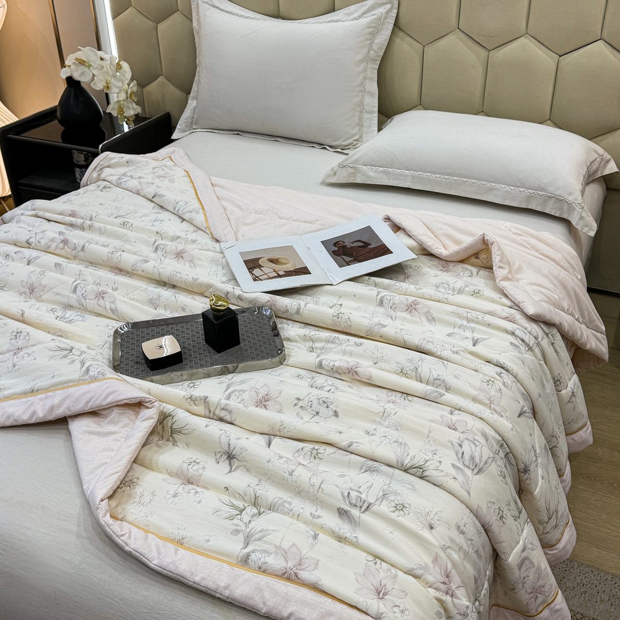 91家纺网 家纺一手货源 找家纺 心悦家纺 2026新款柔丝绵印花夏凉被空调被夏被系列 烂漫花季