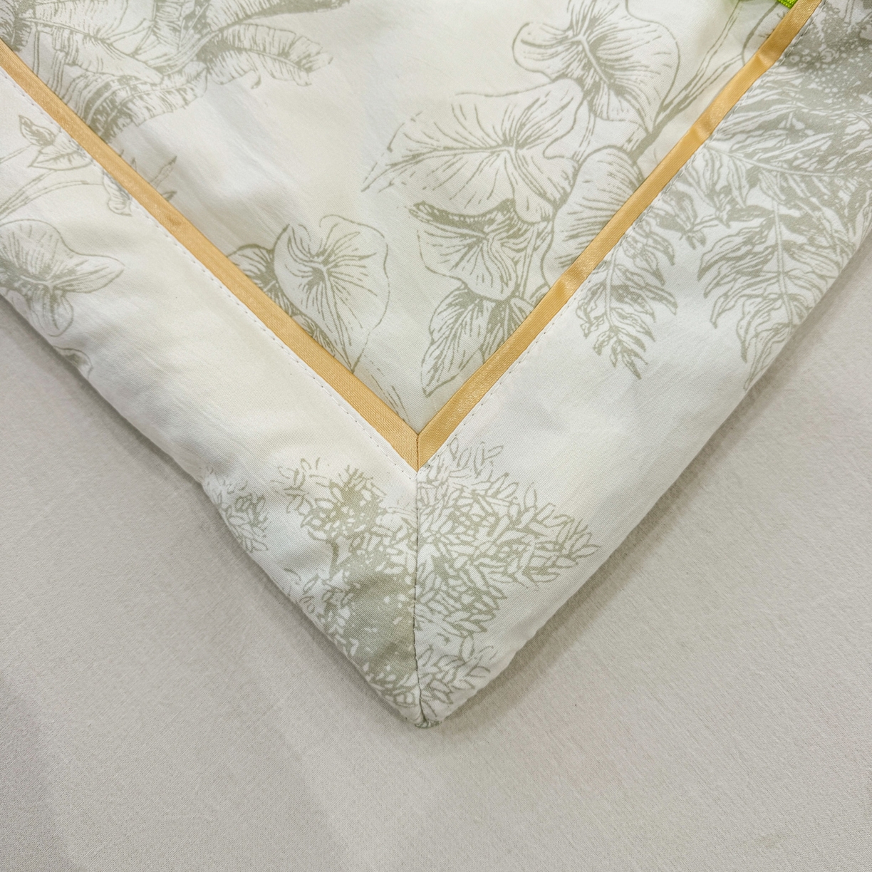 91家纺网 家纺一手货源 找家纺 心悦家纺 2026新款柔丝绵印花夏凉被空调被夏被系列 浅影绿