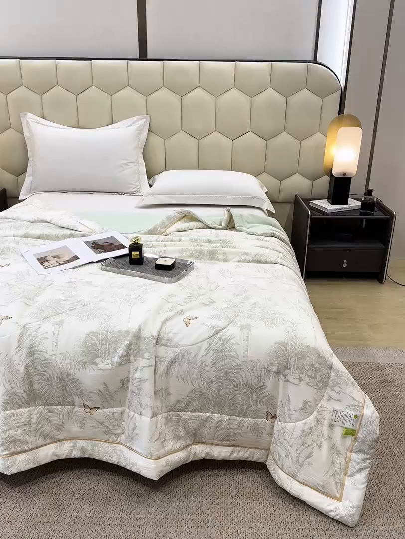 91家纺网 家纺一手货源 找家纺 心悦家纺 2026新款柔丝绵印花夏凉被空调被夏被系列 浅影绿