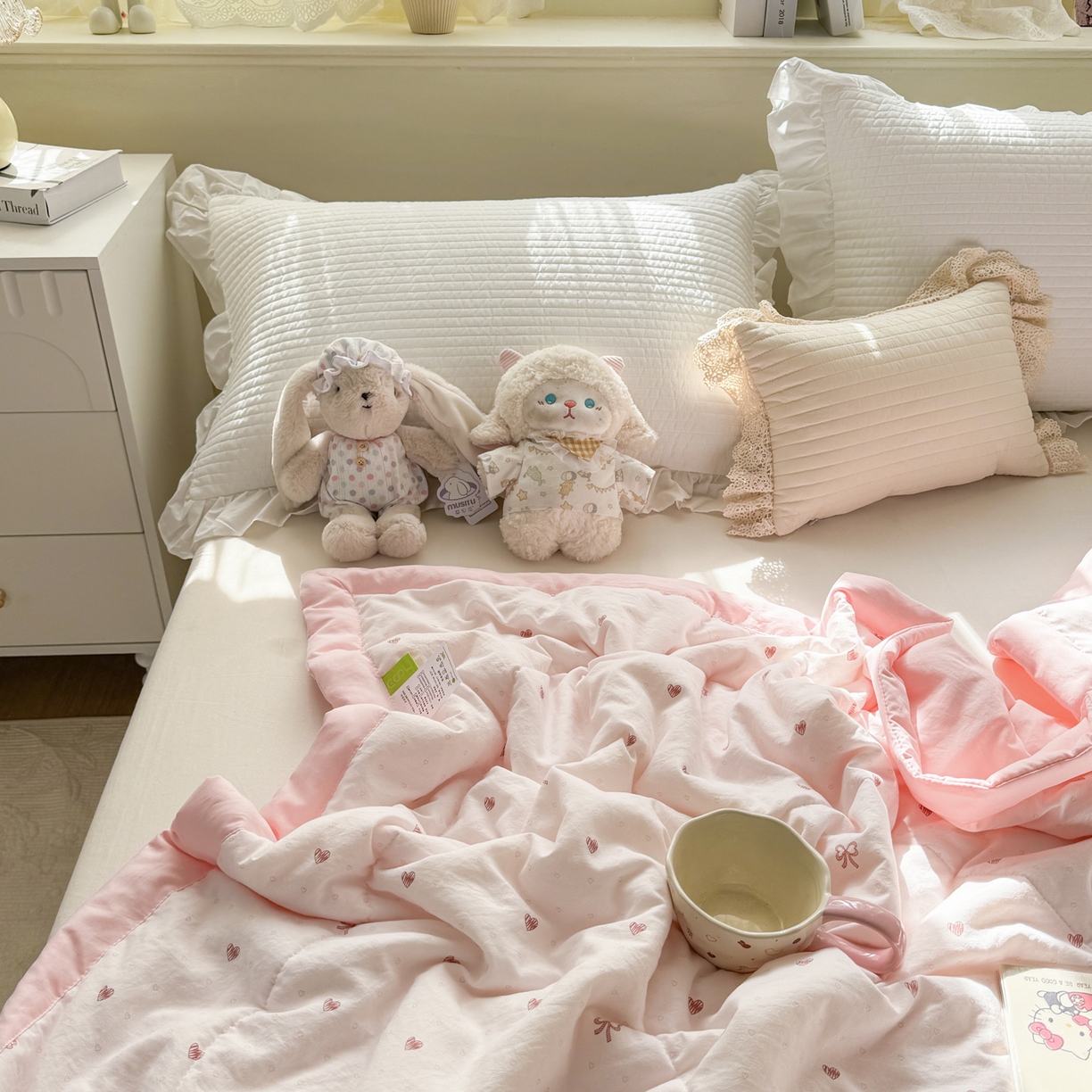 91家纺网 家纺一手货源 找家纺 心悦家纺 2026新款小棉绸印花夏凉被空调被夏被系列 心相印粉