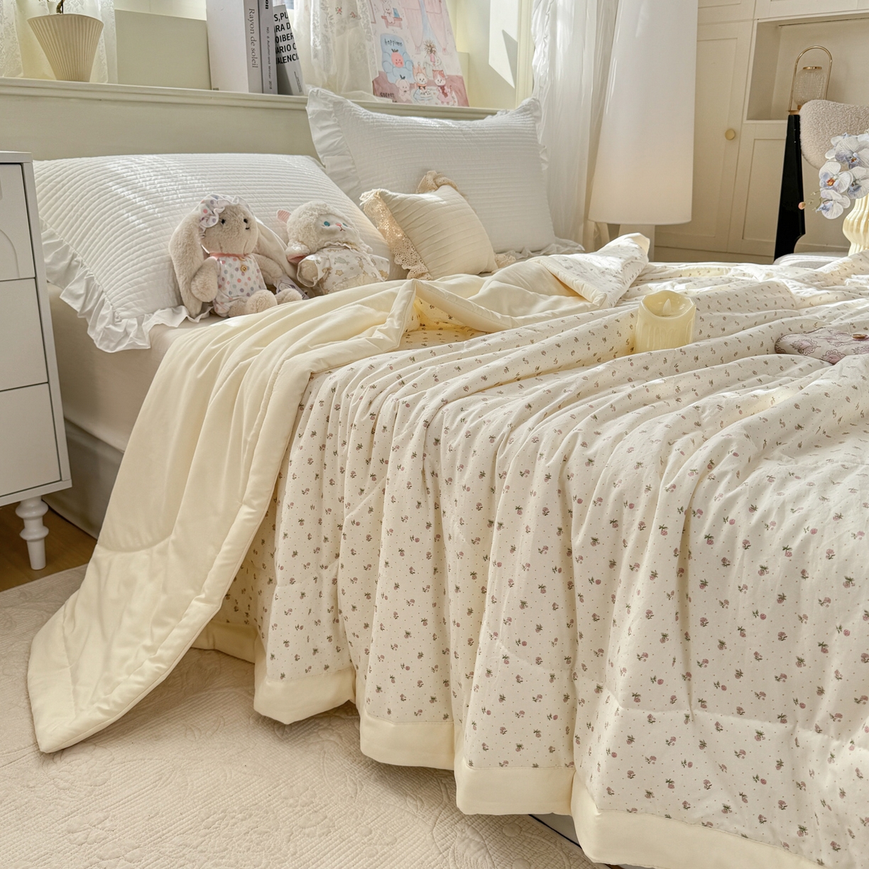 91家纺网 家纺一手货源 找家纺 心悦家纺 2026新款小棉绸印花夏凉被空调被夏被系列 悠然玫瑰