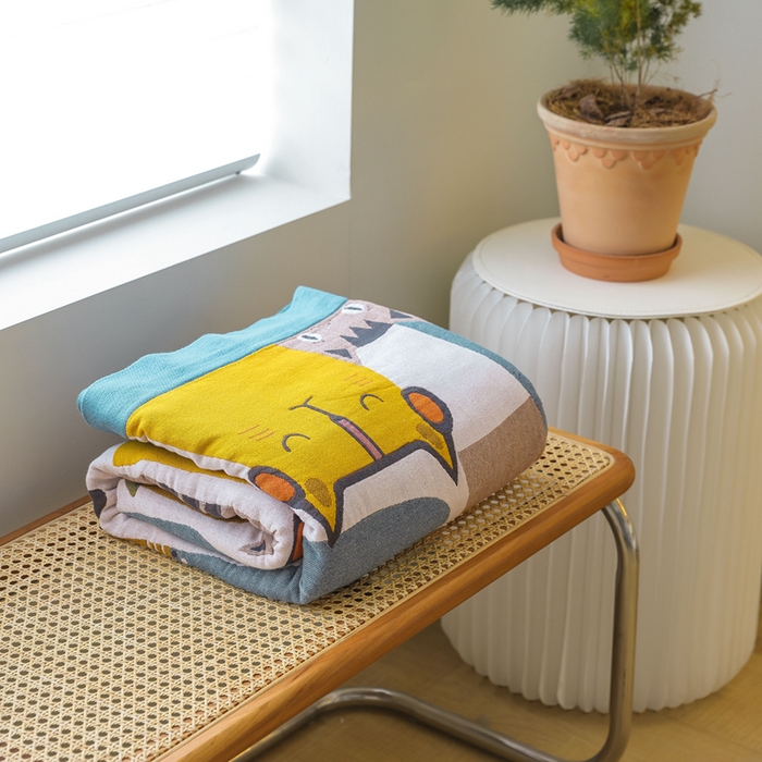 91家纺网 家纺一手货源 找家纺 朴尔家纺-毛巾被 2026春夏新款调皮风宽边加厚透气全棉纯棉四层纱布毛巾被夏被夏凉被空调被 猫咪联盟