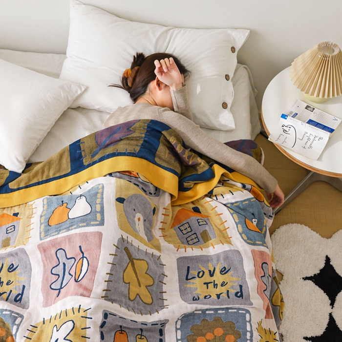 91家纺网 家纺一手货源 找家纺 朴尔家纺-毛巾被 2026春夏新款调皮风宽边加厚透气全棉纯棉四层纱布毛巾被夏被夏凉被空调被 卡片总动员