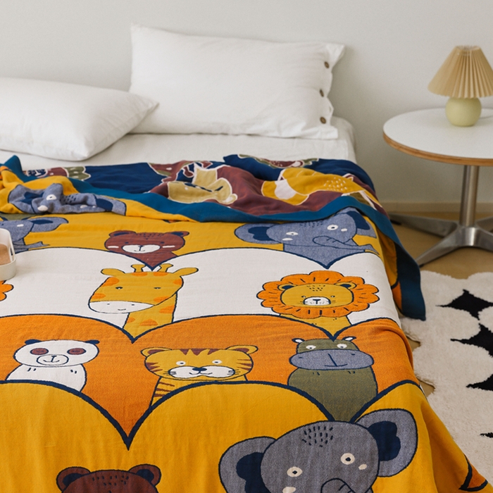 91家纺网 家纺一手货源 找家纺 朴尔家纺-毛巾被 2026春夏新款调皮风宽边加厚透气全棉纯棉四层纱布毛巾被夏被夏凉被空调被 快乐动物