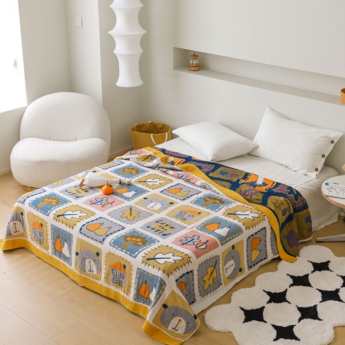 91家纺网 家纺一手货源 找家纺 朴尔家纺-毛巾被 2026春夏新款调皮风宽边加厚透气全棉纯棉四层纱布毛巾被夏被夏凉被空调被 卡片总动员