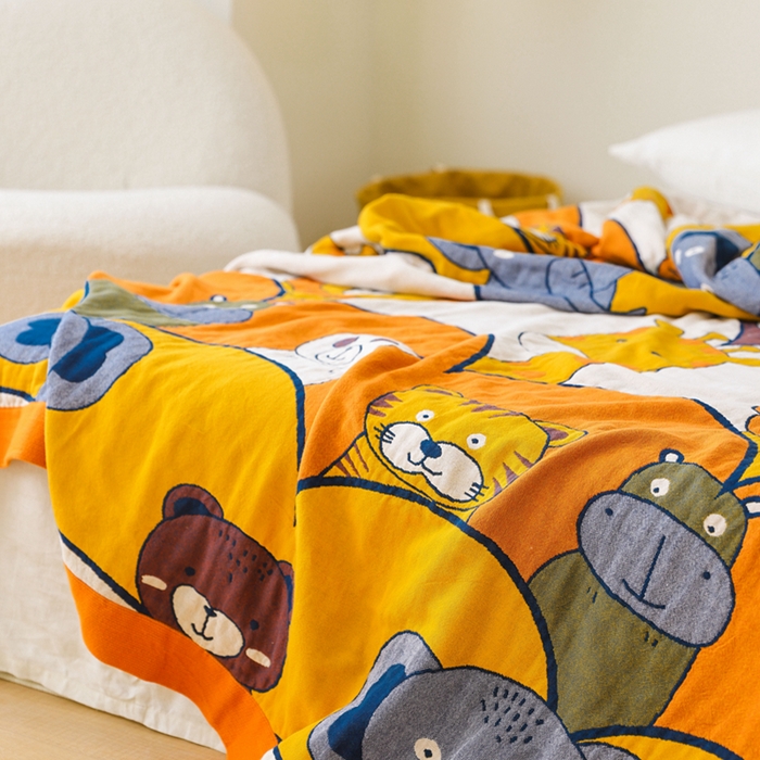 91家纺网 家纺一手货源 找家纺 朴尔家纺-毛巾被 2026春夏新款调皮风宽边加厚透气全棉纯棉四层纱布毛巾被夏被夏凉被空调被 快乐动物