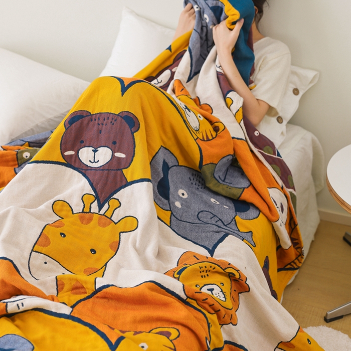 91家纺网 家纺一手货源 找家纺 朴尔家纺-毛巾被 2026春夏新款调皮风宽边加厚透气全棉纯棉四层纱布毛巾被夏被夏凉被空调被 快乐动物